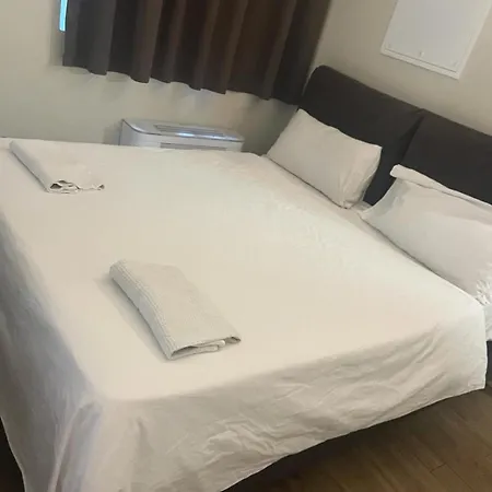 Via Savenella Apartamento